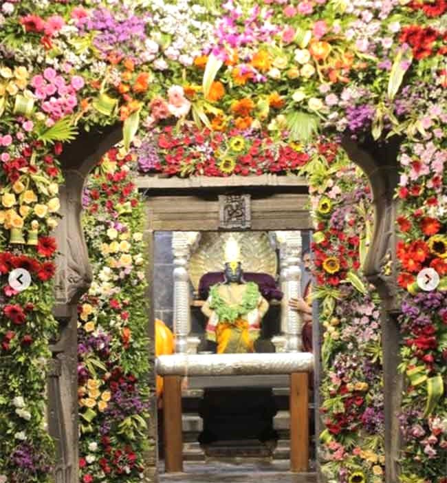 हरी नामाच्या गजराने पंढरी दुमदुमली!