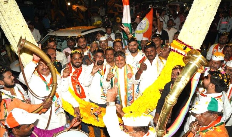 राहुल कलाटेंच्या परिवर्तन पदयात्रेस पुनावळेकरांचा प्रचंड प्रतिसाद!