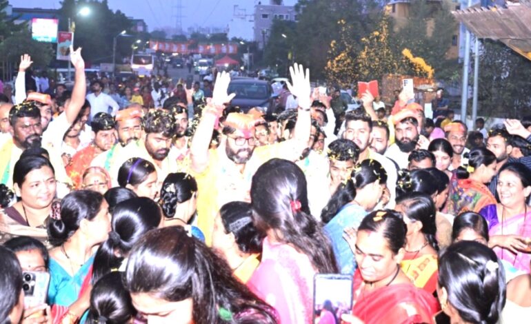 मोशीकर म्हणतात, ‘बफर झोन’चा प्रश्न सोडवला म्हणून महेशदादासोबत!