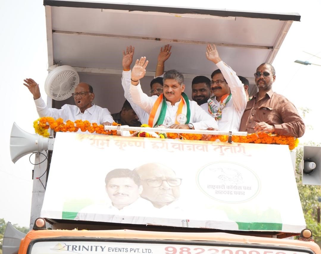 चिंचवडमध्ये २० वर्षानंतर शरद पवार यांचा रोड शो, कलाटेंसाठी प्रचारात