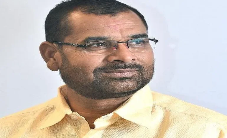 सदाभाऊ खोत यांच्यावर माफी मागण्याची नामुष्की