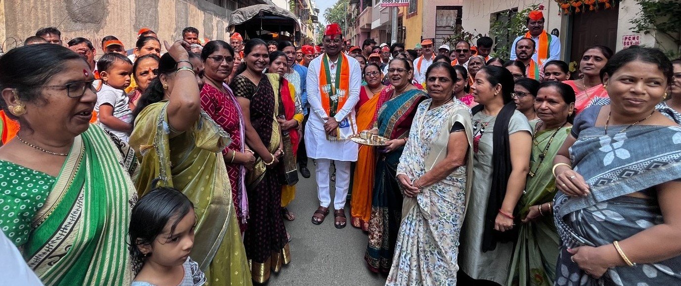 सांगवीतील शंकर जगताप यांच्या पदयात्रेला महिला, युवक व ज्येष्ठ नागरिकांचा प्रतिसाद