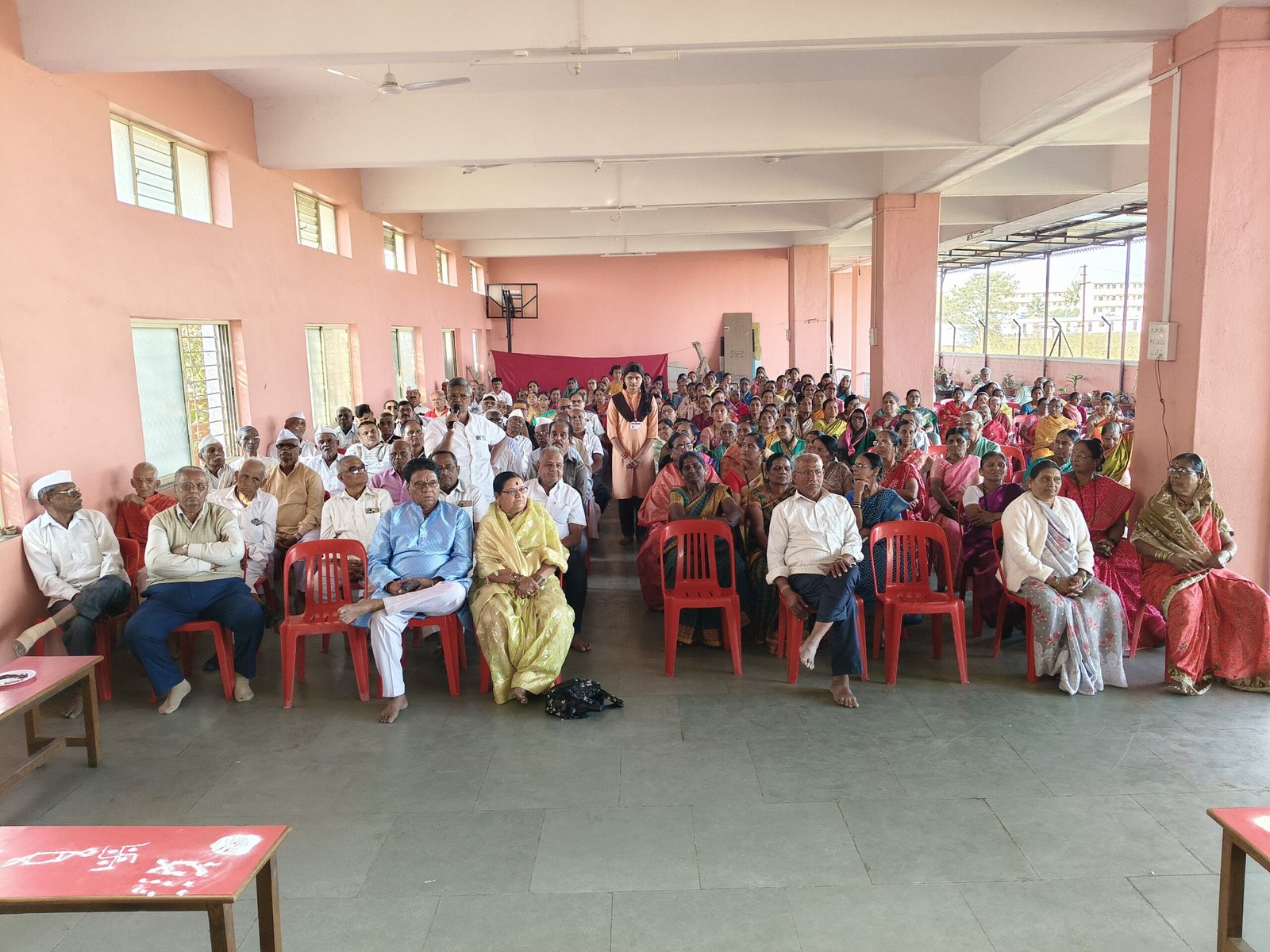 प्रज्ञानबोधिनीमध्ये आजी आजोबा मेळावा उत्साहात