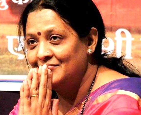 सिंधूताईंच्या कन्येला पहिला हिरकणी पुरस्कार जाहीर!
