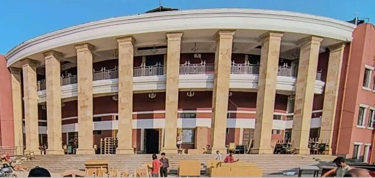 पिंपरी-चिंचवडमध्ये बांगलादेशी, रोहिंग्यांवर होणार कारवाई : मुख्यमंत्री देवेंद्र फडणवीस