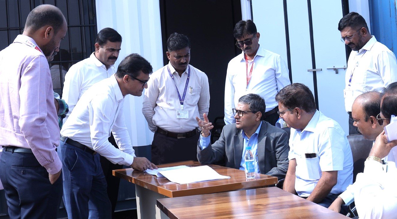 संविधान भवनाची रचना सर्वव्यापी आणि दूरदृष्टीने तयार करावी!