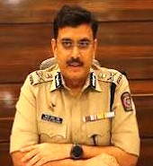 पोलीस कर्मचाऱ्यांच्या मुलांसाठी पोलीस आयुक्तांनी कसली कंबर !