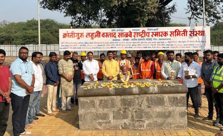 वैदिक हिंदुधर्मात अस्पृश्यतेला स्थान नाही