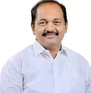 सोलापूरचे माजी महापौर महेश कोठे यांचं ह्रदयविकाराच्या धक्क्यानं निधन