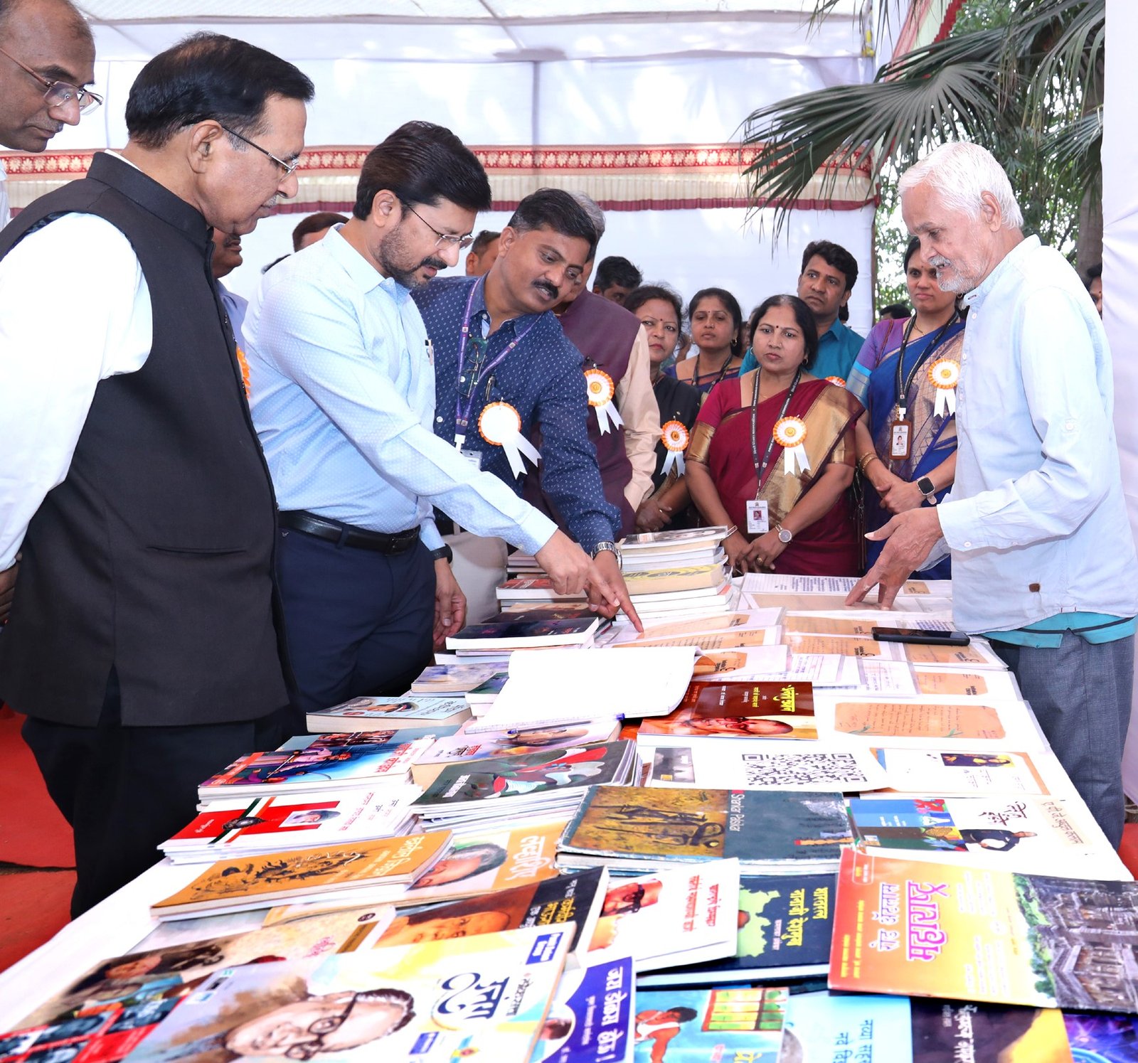 डिजिटल युगात वाचन संस्कृती जिवंत ठेवणे  गरजेचे : विजयकुमार खोराटे