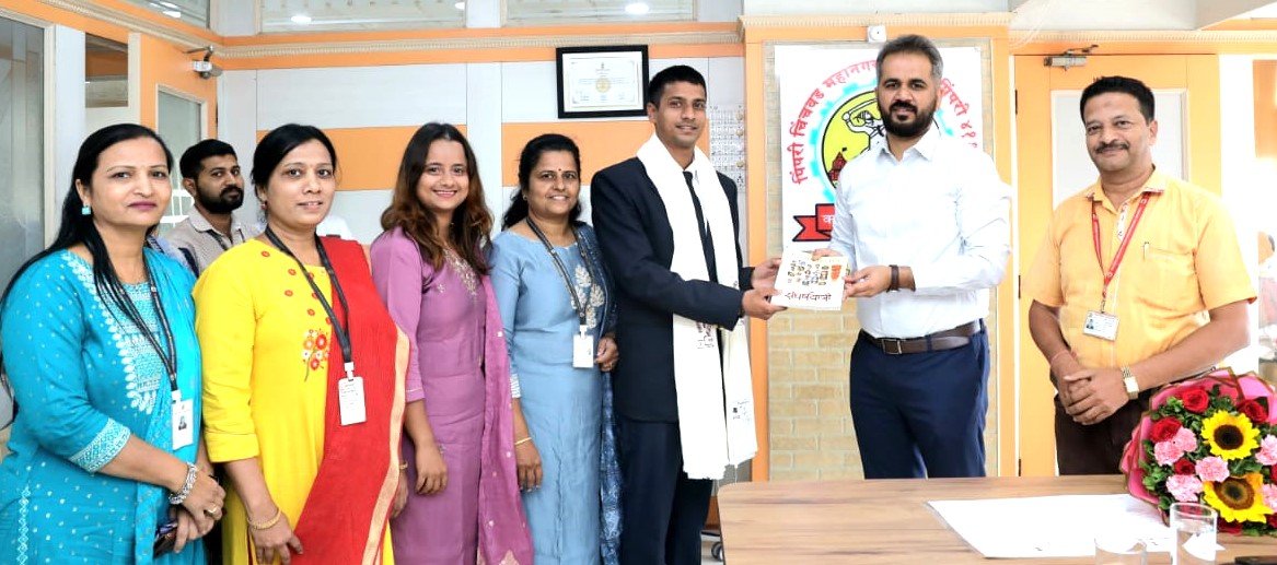 महापालिका कर्मचाऱ्याचा मुलगा झाला सैन्यदलात लेफ्टनंट!