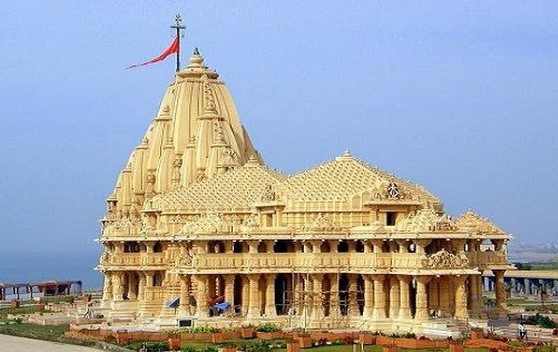मोदींच्या गुजरातमध्ये समान नागरी कायदा लागू करण्यासाठी समिती स्थापन!