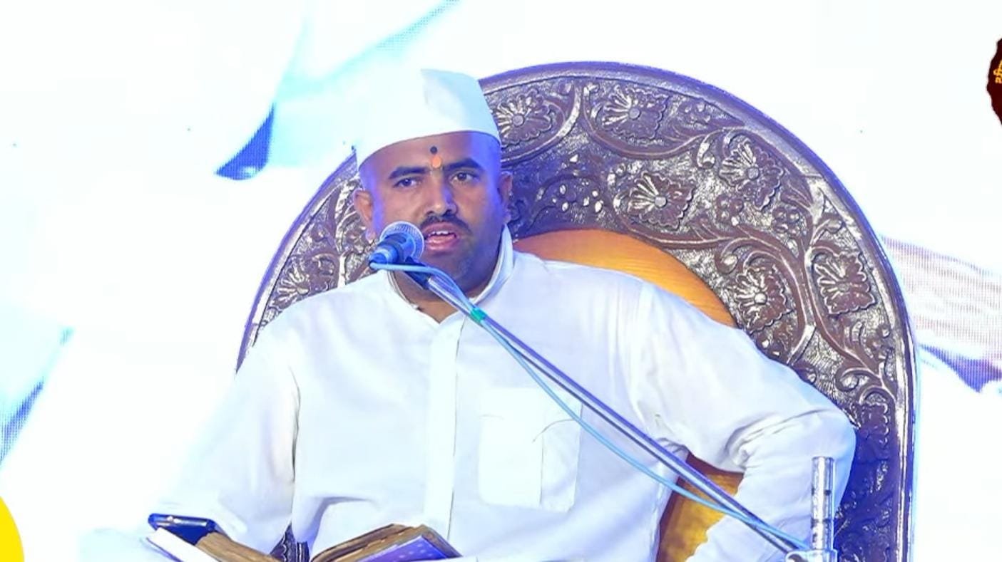 जगद्गुरु संत तुकाराम महाराजांचे चरित्र दीपस्तंभ प्रमाणे