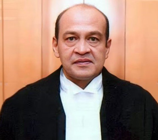 दिल्ली उच्च न्यायालयाच्या न्यायमूर्तींच्या घरी आग विझवताना सापडली रोकड!