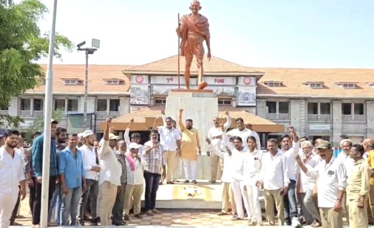 टू व्हीलर टॅक्सी परवानगी मागे घ्या अन्यथा तीव्र आंदोलन : बाबा कांबळे