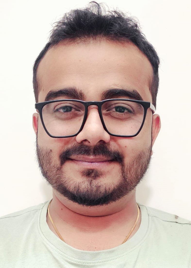 डॉ.प्रीत शहा आणि डॉ.रवी केसवानी हे ठरले ‘गोल्ड मेडलिस्ट’!