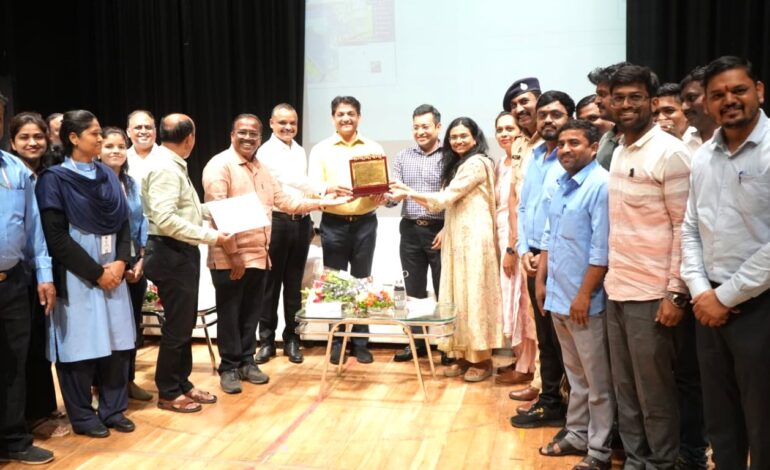 पीएमआरडीएच्या अधिकारी, कर्मचाऱ्यांचा उल्लेखनीय कामगिरीबद्दल गौरव!