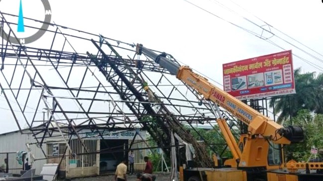 पालखी मार्गावरील अनधिकृत होर्डिंगवर पीएमआरडीएची कारवाई!