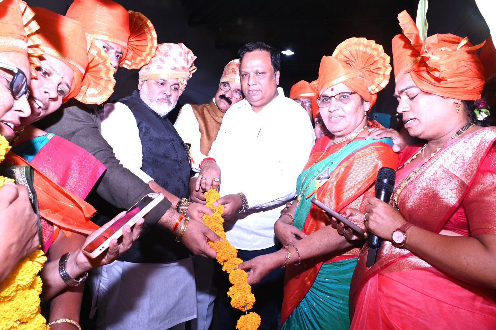 छत्रपती संभाजी महाराजांच्या जन्मस्थळाचे संवर्धन व पुनर्बांधणीसाठी प्रयत्न : आशिष शेलार