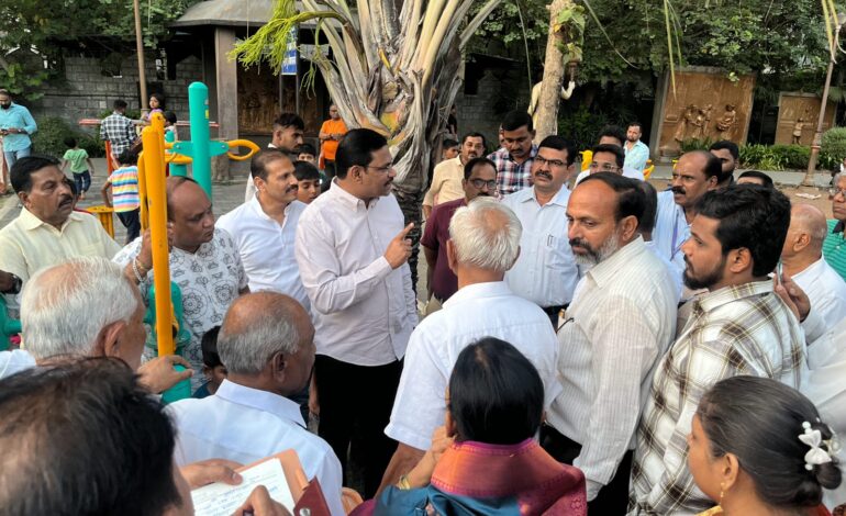 आमदार शंकर जगताप यांनी उद्यान विभागाच्या अधिकाऱ्यांना घेतले फैलावर!