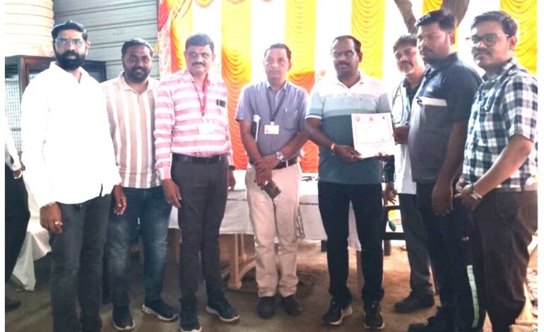 महानगरपालिकेच्या मोशी दवाखान्यात रक्तदान शिबिरास उत्स्फूर्त प्रतिसाद!