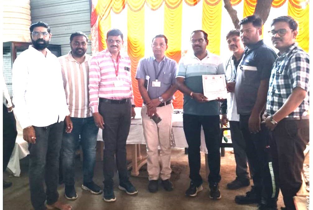 महानगरपालिकेच्या मोशी दवाखान्यात रक्तदान शिबिरास उत्स्फूर्त प्रतिसाद!
