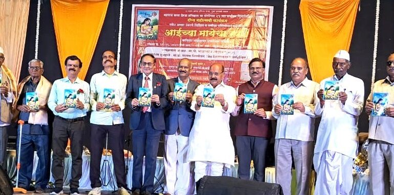 ‘आईचा पदर आता पूर्वीसारखा राहिला नाही’ : डॅा. लक्ष्मण शिवणेकर