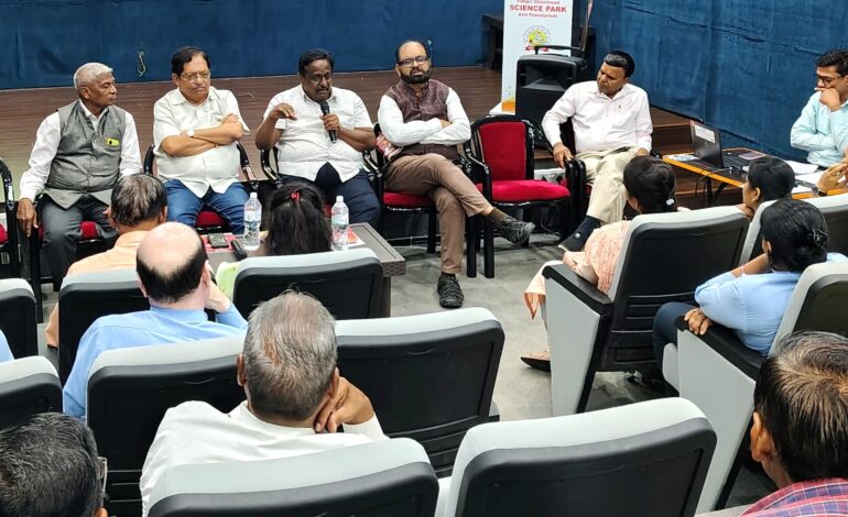 मराठा समाजासाठी आचारसंहिता घालून घेणे आवश्यक!