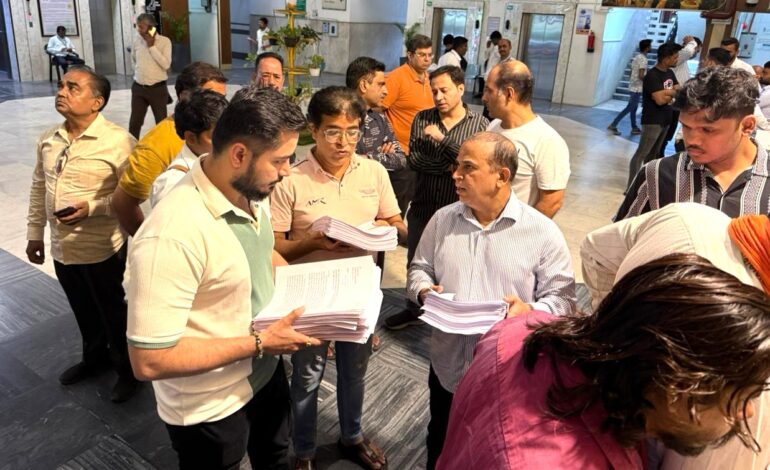 पिंपरी कॅम्प मधील रस्ते रुंदीकरणास पिंपरी मर्चंट फेडरेशनचा तीव्र विरोध!