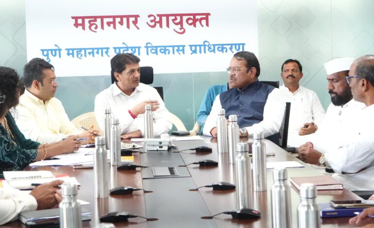 अनधिकृत बांधकामे करणाऱ्यांवर थेट गुन्हे नोंदवा ;पीएमआरडीए आयुक्त