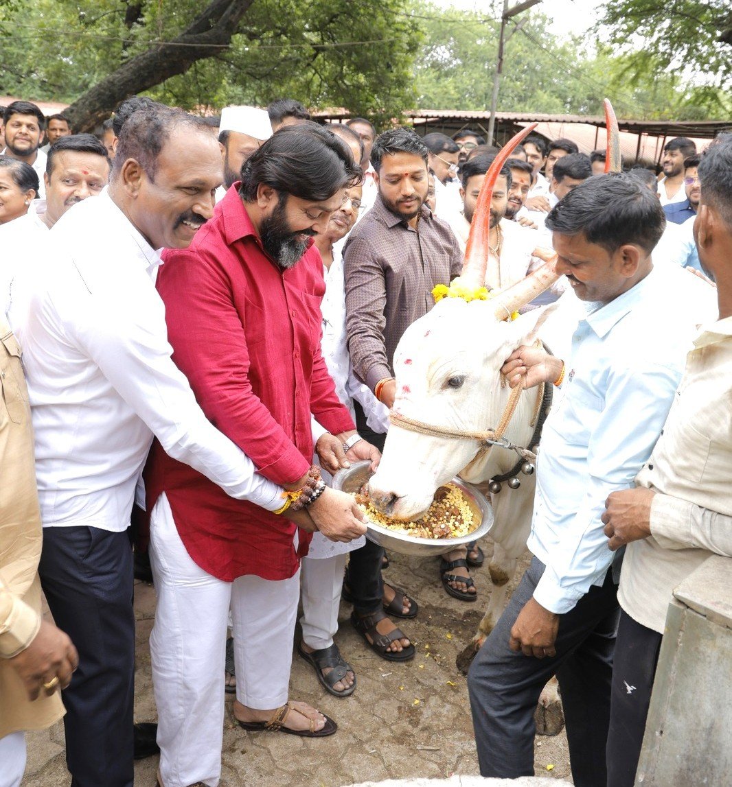  मुख्यमंत्री  फडणवीस यांच्या वाढदिवसानिमित्त 753 पिशव्या रक्त संकलन!