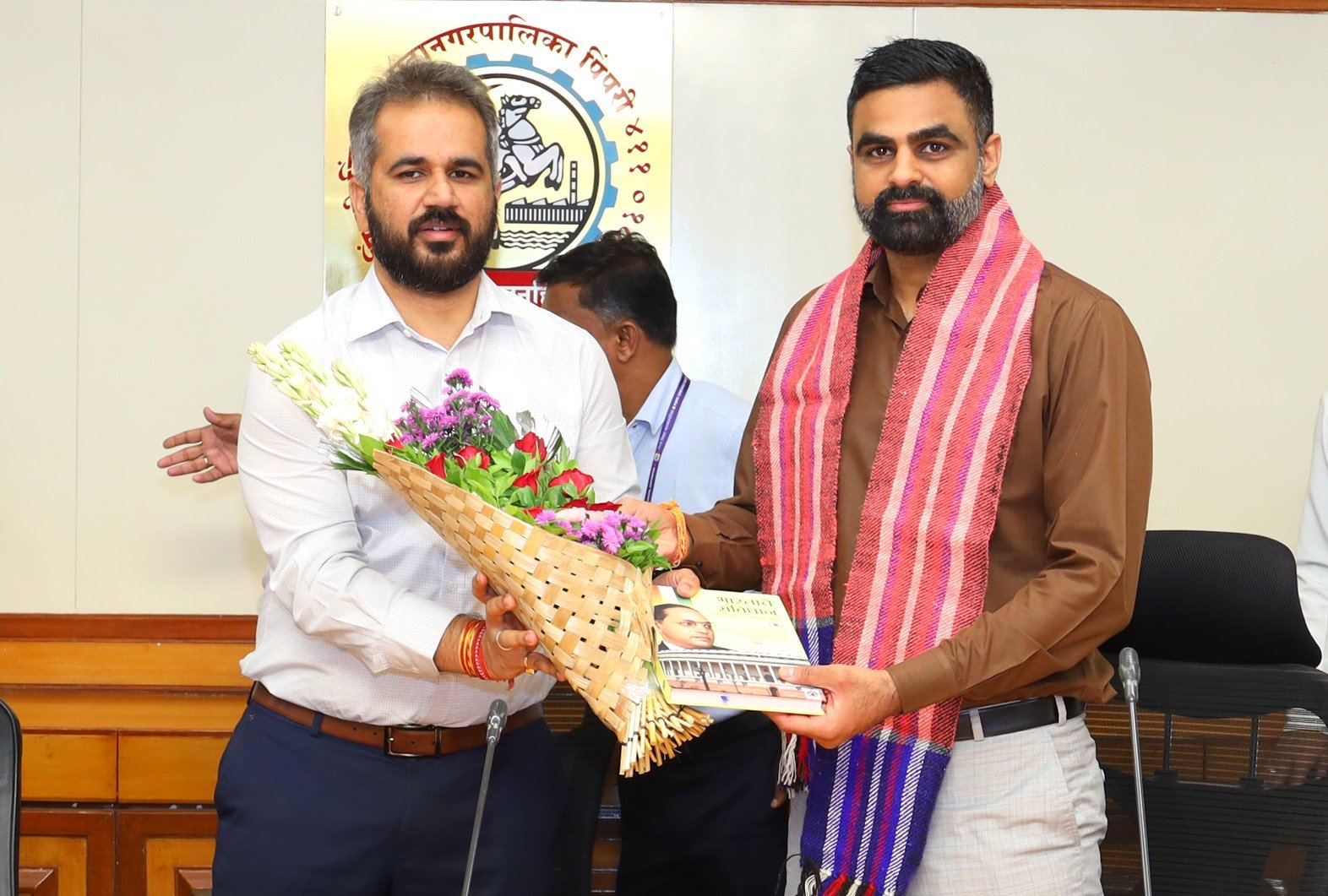 रस्ते आणि विकास प्रकल्पांकरिता शहरातील प्रलंबित भूसंपादनाची प्रकरणे!