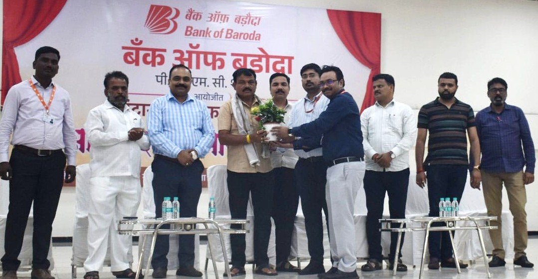 शहर स्वच्छतेत सफाई कर्मचाऱ्यांचे योगदान महत्वपूर्ण : रजनीकांत चौधरी