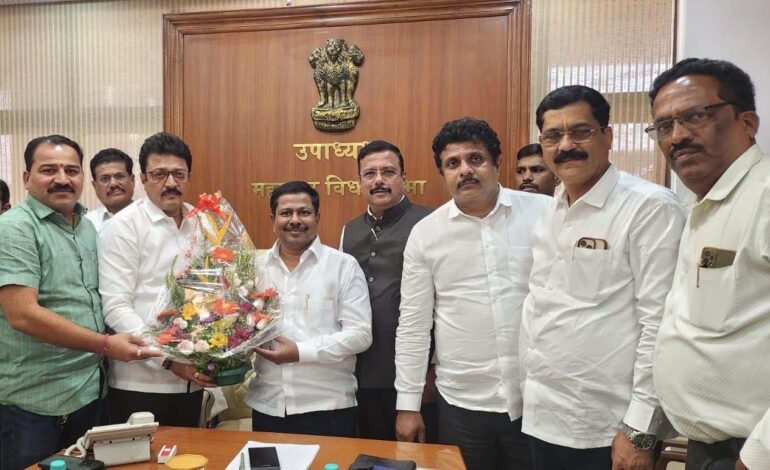 बाधित लघुउद्योजकांना चिखली भागातच औद्योगिक पार्क उभारून पुनर्वसन करुन नुकसान भरपाई द्यावी!