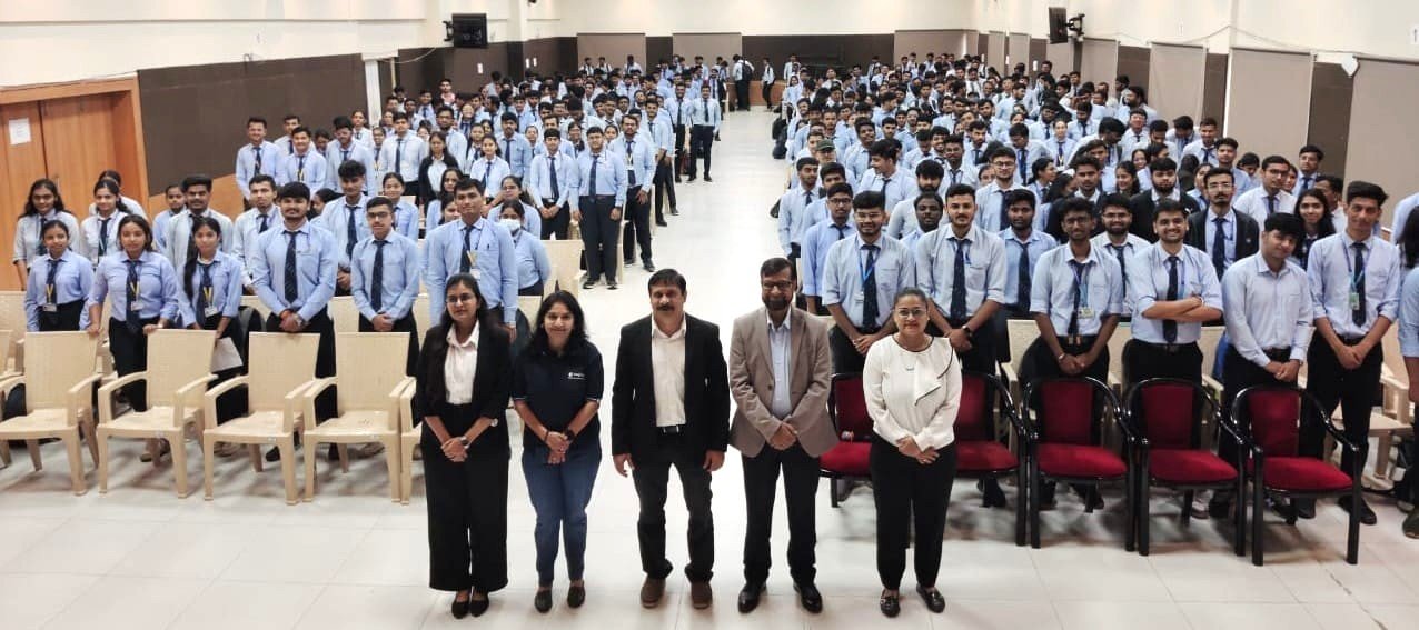 पीसीईटीच्या विद्यार्थ्यांना आकर्षक पगाराच्या नोकऱ्या!