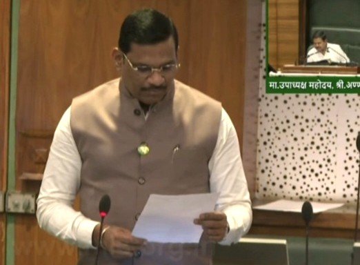 पिंपरी-चिंचवडमधील हजारो कुटुंबांच्या घराच्या हक्कासाठी विधानसभेत आग्रही मागणी!