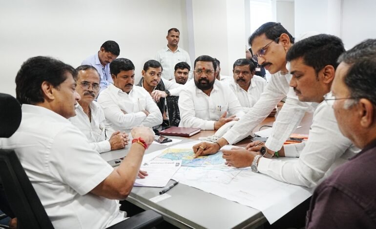 हिंजवडीतील पर्यायी रस्त्यांच्या भूसंपादनासंदर्भात शेतकऱ्यांशी चर्चा !