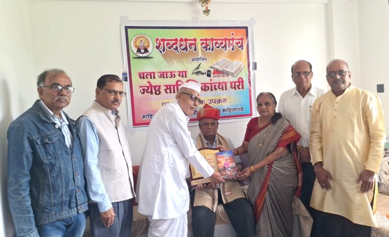 शब्दधन काव्यमंचाने केलेल्या सन्मानाने मनात कृतार्थतेचे भाव: बबन पोतदार
