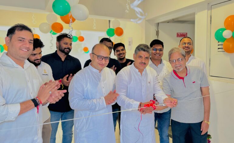स्वातंत्र्यदिनी यशवन सेंट्रल उजळली हरित उर्जेंने : सौरऊर्जा प्रकल्पाचे उद्घाटन!