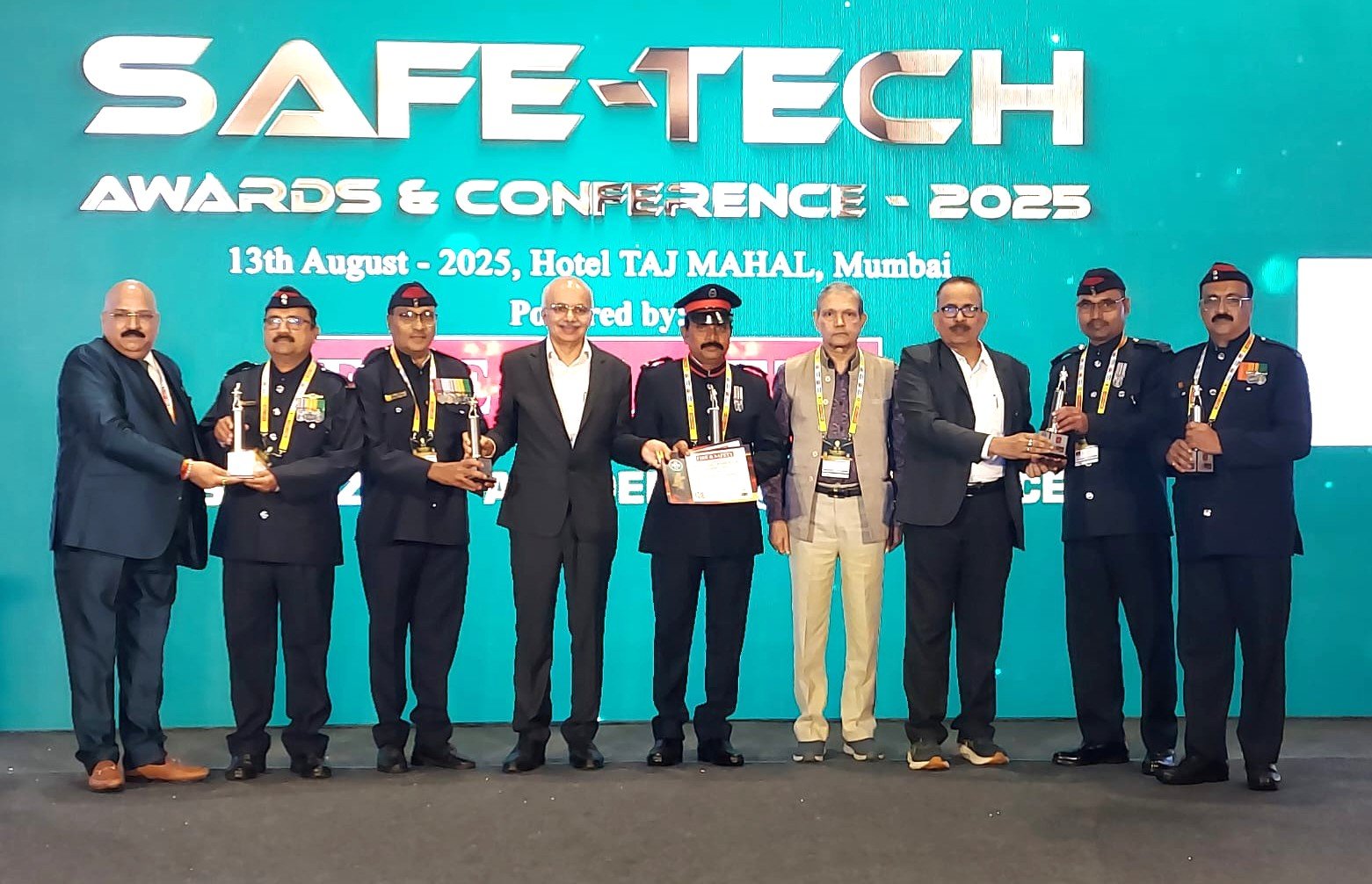 पिंपरी-चिंचवडच्या वीर अग्निशामकांना ‘सेफ इंडिया हिरो प्लस’ सन्मान!