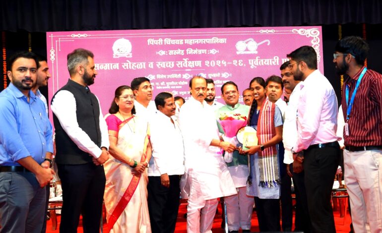 जर्मनीला निघालेल्या श्रावणी टोनगे हिचा अजित पवार याचे हस्ते सत्कार!