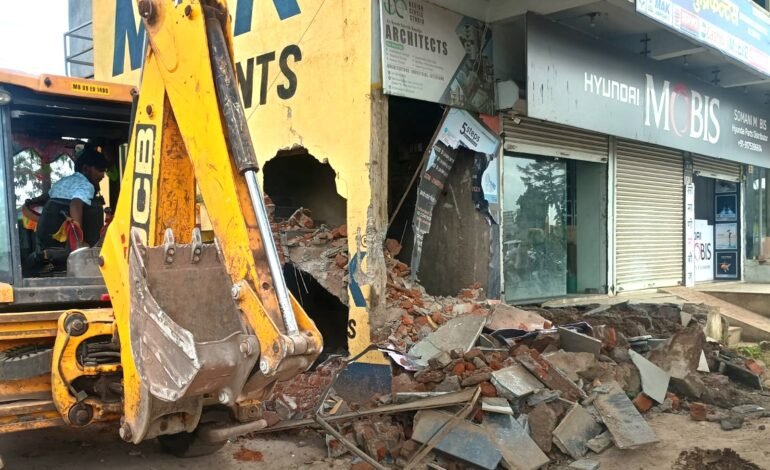 वाहतूक कोंडी ; चाकणमधील अतिक्रमणावर ठोस कारवाई!