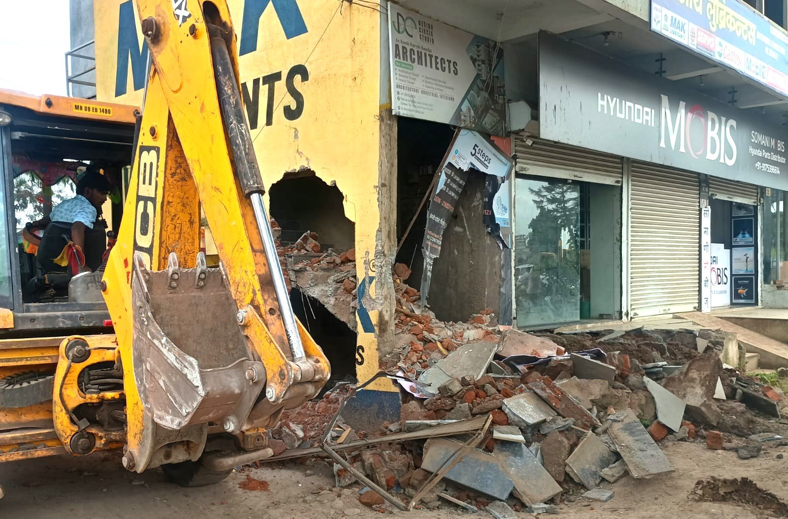 वाहतूक कोंडी ; चाकणमधील अतिक्रमणावर ठोस कारवाई!