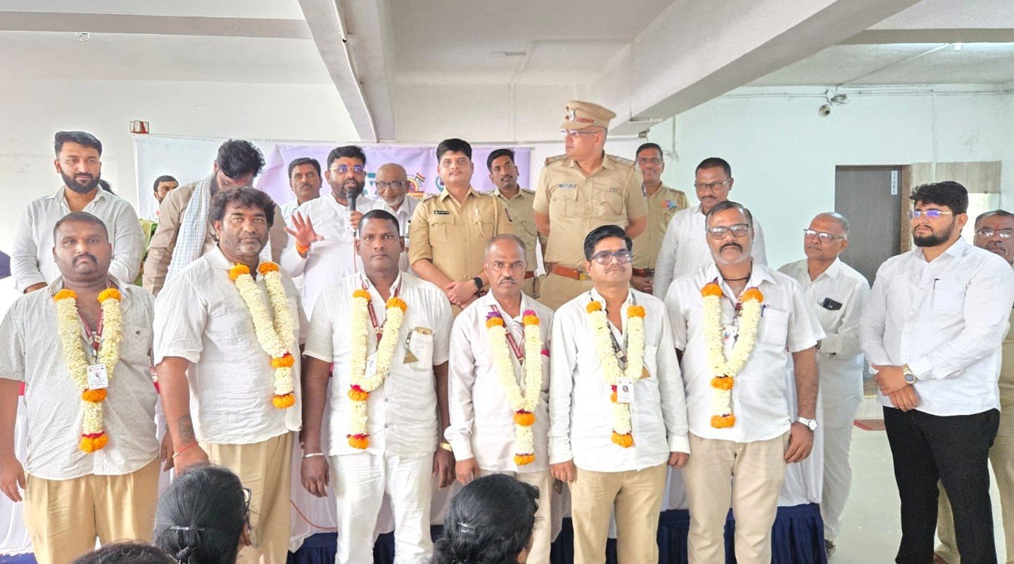 महाराष्ट्रातील पहिल्या पेट्रोल ते इलेक्ट्रिक रूपांतरित रिक्षेचे लोकार्पण!