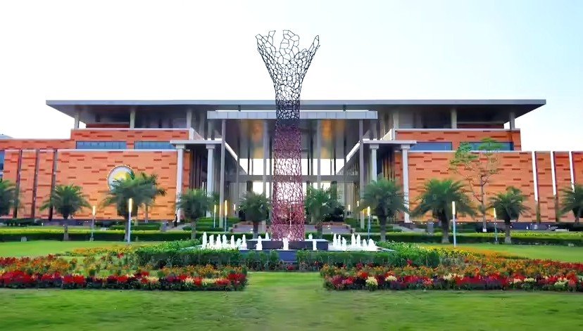 उद्योगनगरीमध्ये ‘आयआयएम’ उभारणीचा मार्ग मोकळा!