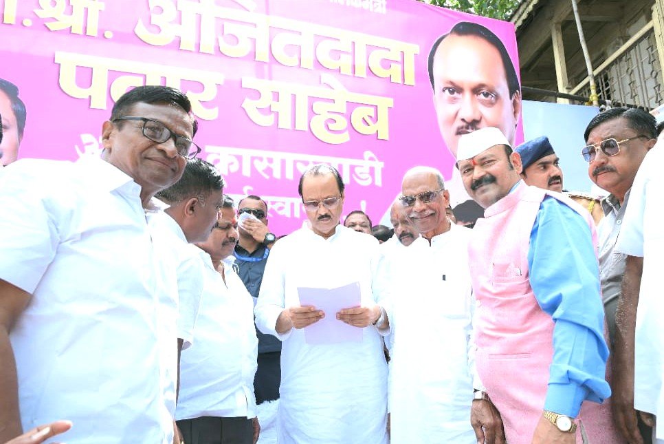 कासारवाडीतील पुररेषा (ब्ल्यू लाईन) रद्दबातल करावी पालकमंत्री पवार यांना निवेदन!