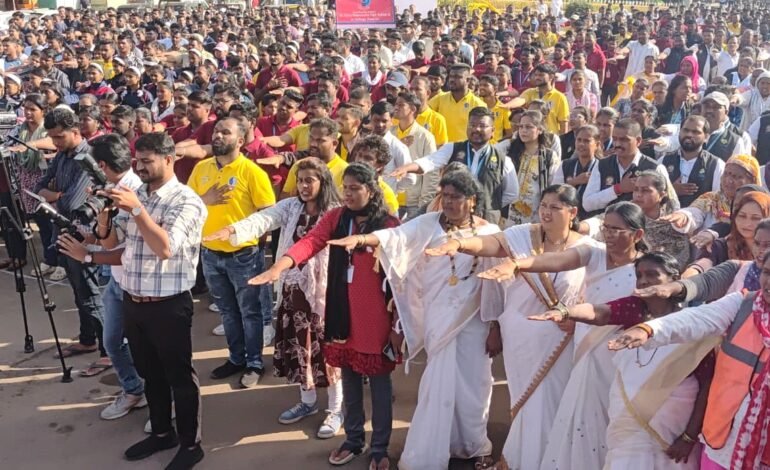 भक्ती शक्ती चौकात स्वच्छतेचा महाउत्सव!