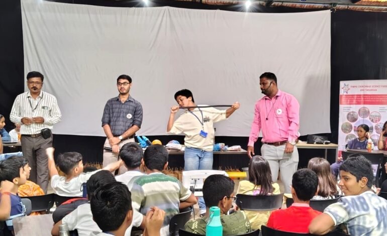 STEM फेअर आणि सायन्स फिल्म फेस्टिव्हल: विज्ञान, तंत्रज्ञान , कला आणि शिक्षण यांचा उत्सव!