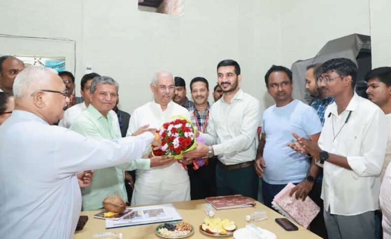 क्रांतिवीर चापेकर बंधू राष्ट्रीय संग्रहालयाला केरळचे राज्यपाल राजेंद्र आर्लेकर यांची भेट!