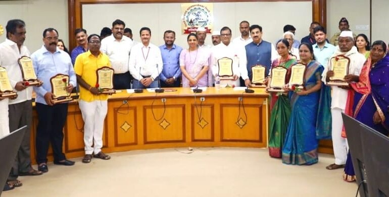 महापालिका सेवेतून सह शहर अभियंता, लेखाधिकारी यांच्यासह २२ जण सेवानिवृत्त!